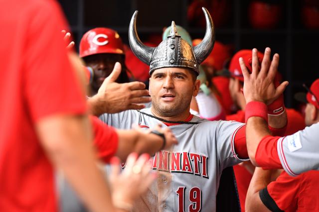 Adames homers twice as Brewers pound lowly Reds 10-5