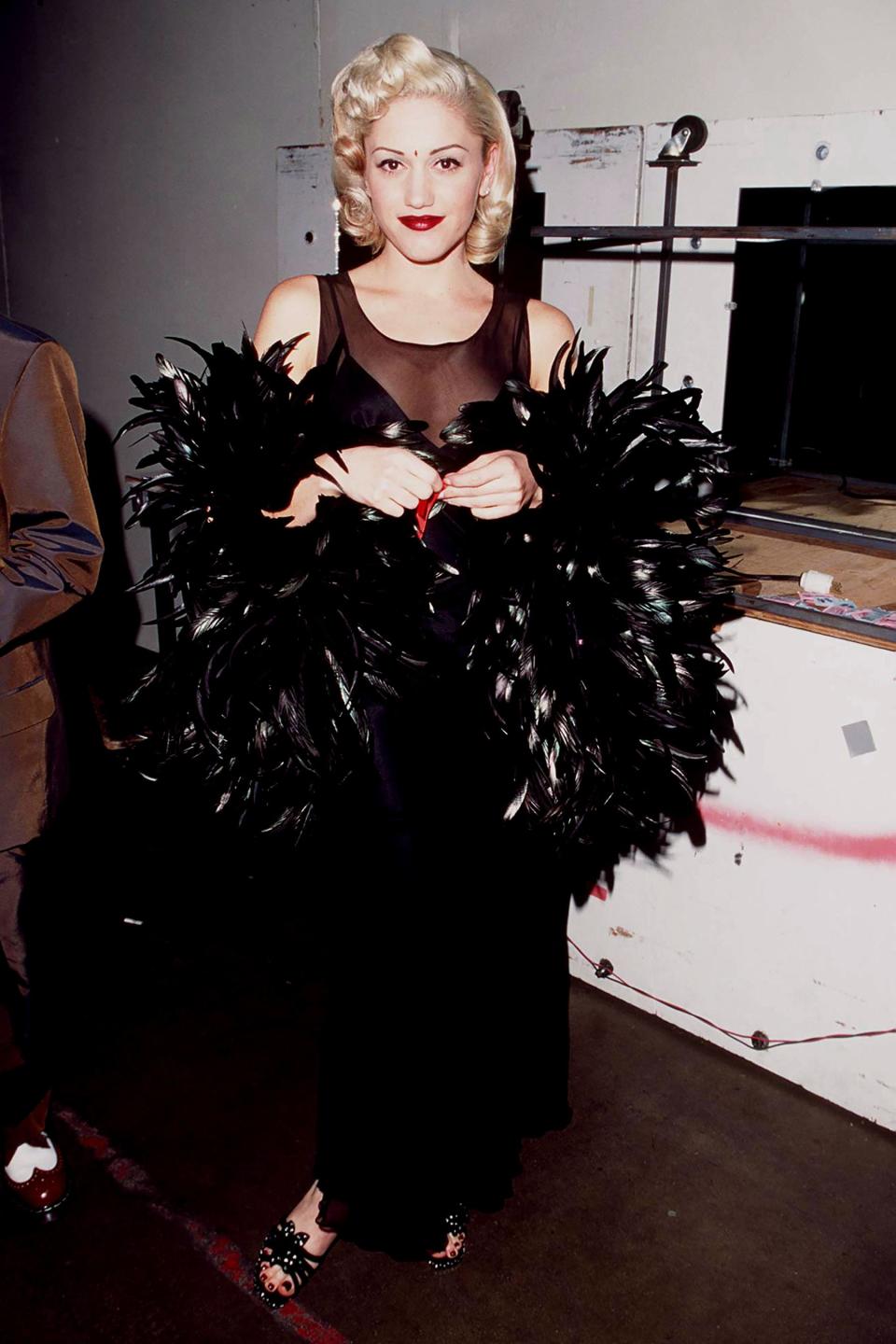 No one pulls off a glam look quite like the "Don't Speak" singer. Here she is at the 1997 American Music Awards, sporting a black feather boa. 