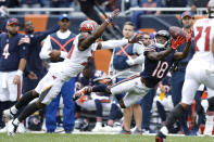 <p>Taylor Gabriel #18 of the Chicago Bears receives the pass in the second quarter against the Tampa Bay Buccaneers at Soldier Field on September 30, 2018 in Chicago, Illinois. (Photo by Joe Robbins/Getty Images) </p>