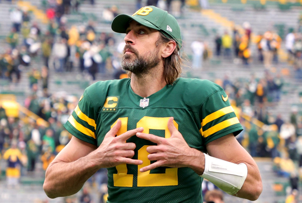 NFL: Aaron Rodgers reveal John Wick costume as reason for long hair