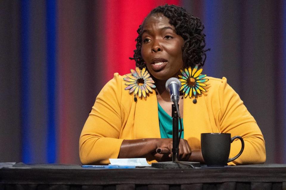 Sacramento mayoral candidate Flojaune “Flo” Cofer speaks during a Sacramento Bee-KVIE mayoral forum on Wednesday, Jan. 31, 2024.