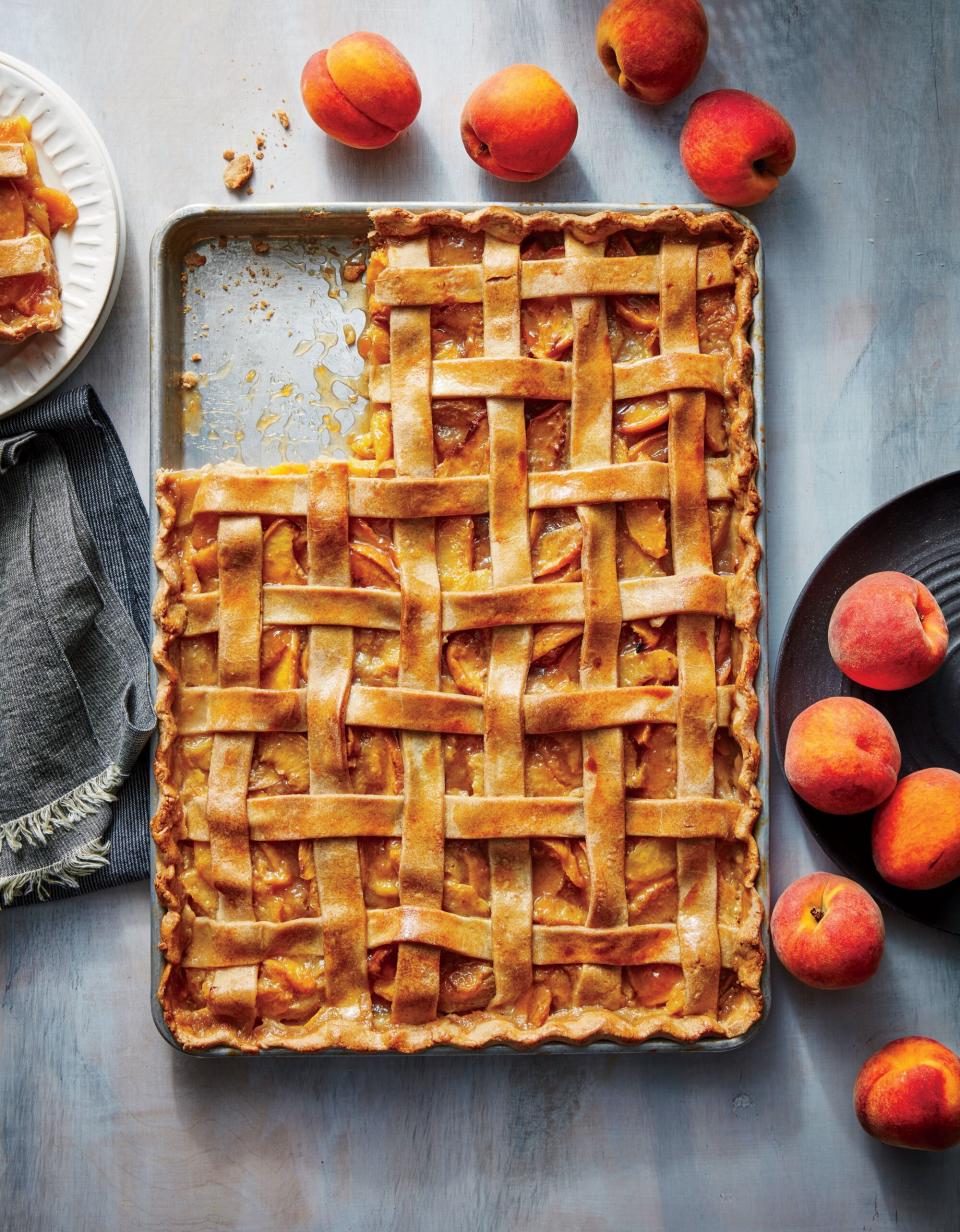 Peach-Vanilla Slab Pie