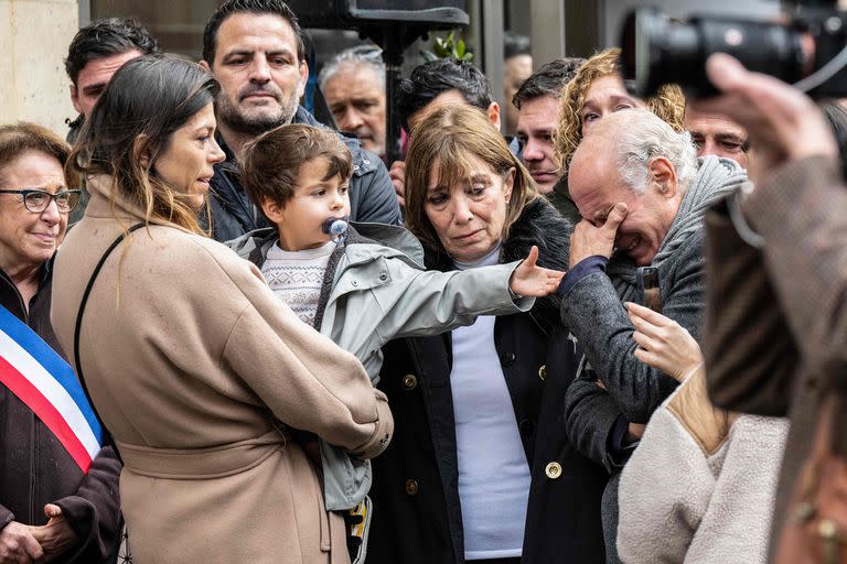 Los familiares de Federico Martín Aramburú, durante el homenaje para el exrugbier