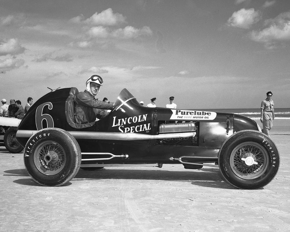 1953: Daytona Beach, Florida