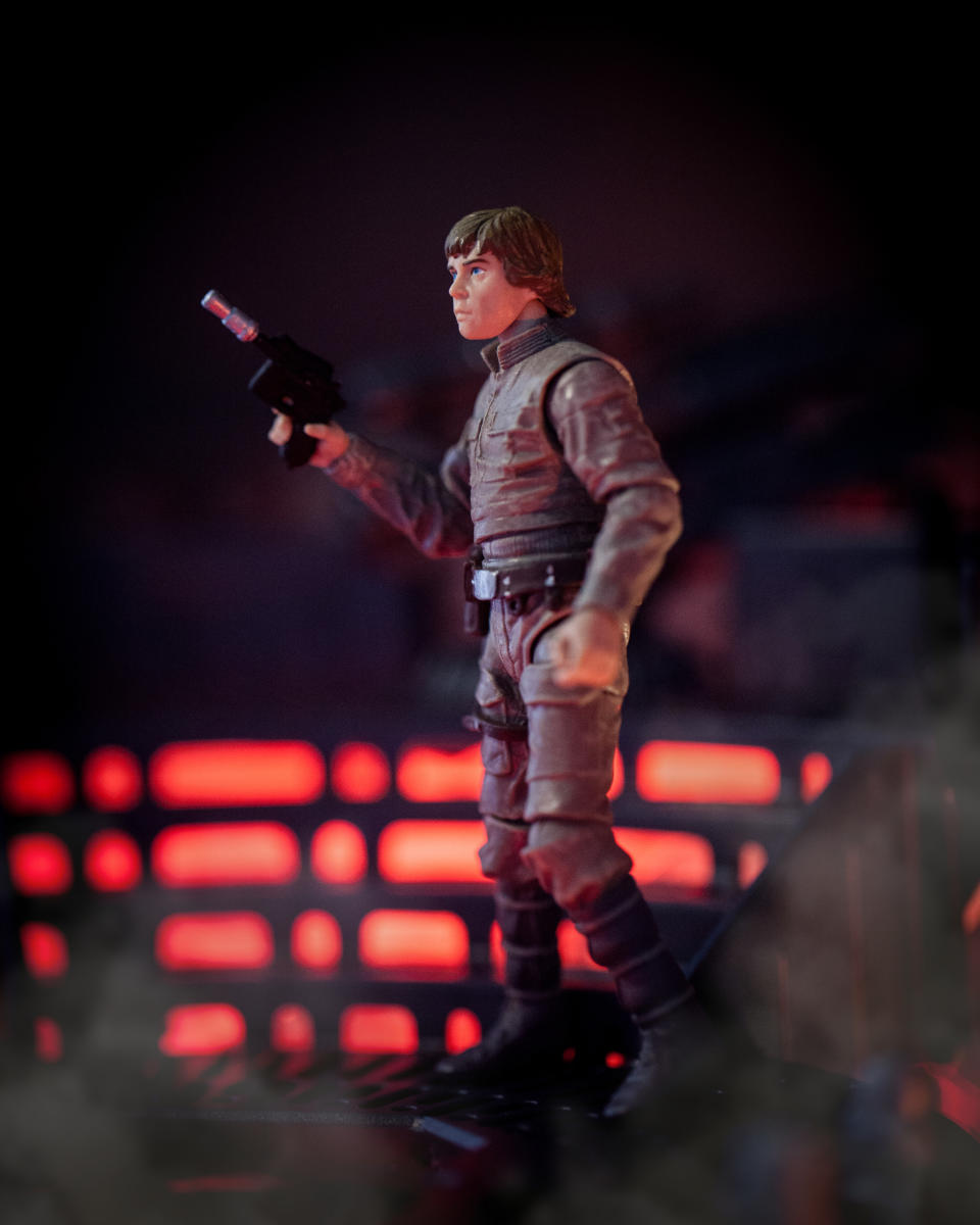 Luke on Cloud City (Photo: Hasbro/@forcedadphotography aka Hung Doan)