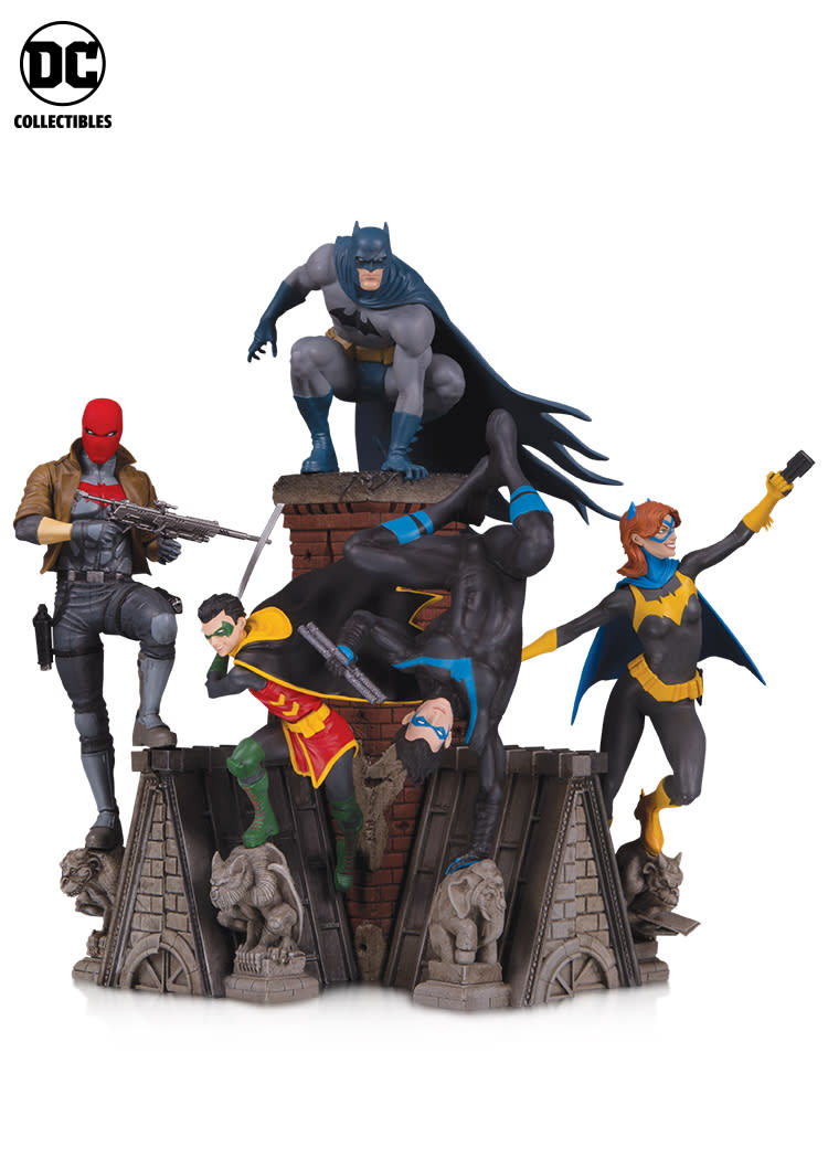 Photo: DC Collectibles