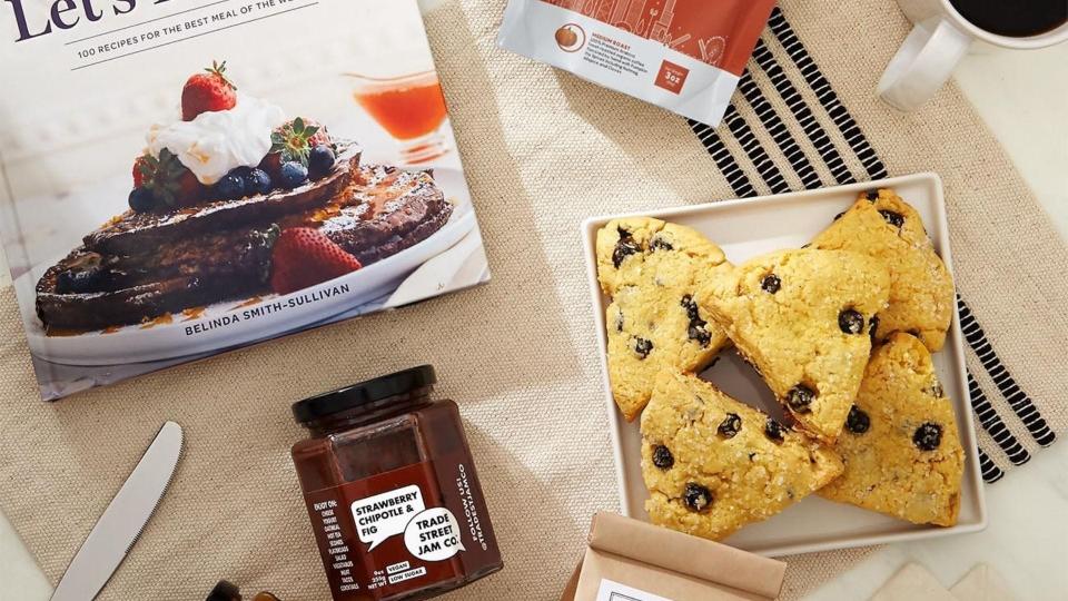 Gifts for foodies: Knack Brunch Gift Box