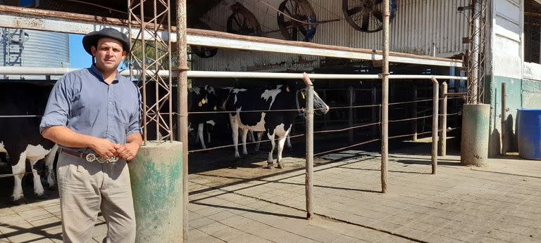 Andrés Leglise, el veterinario encargado general que hoy tiene la empresa