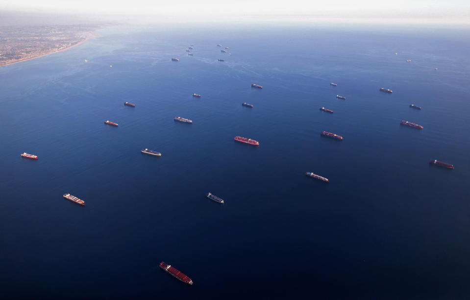 Image: Logjam Of Container Ships Clog Southern California Ports (Mario Tama / Getty Images)