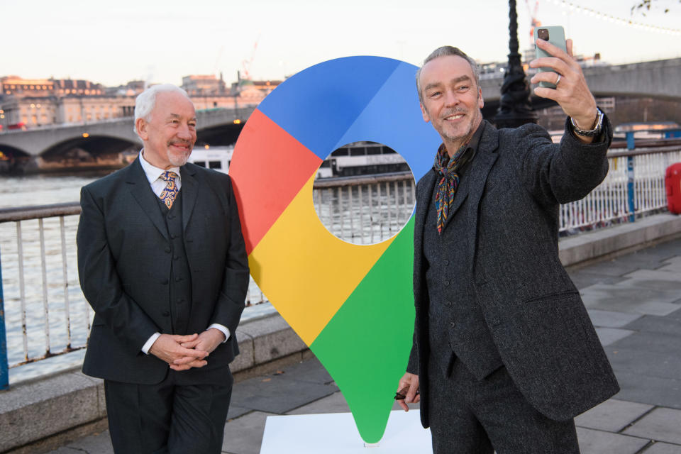 Actors (Left to right) Simon Callow and John Hannah stand next to a Google Maps pin at Londons Southbank. (Matt Crossick/PA Wire)