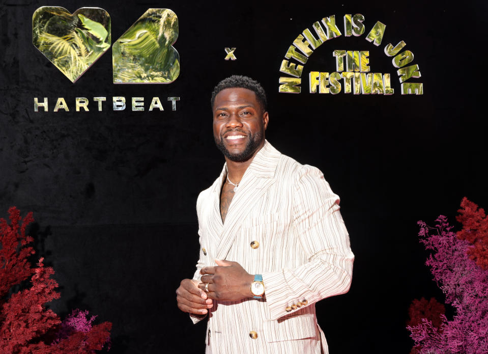 kevin hart smiling at netflix is a joke the festival