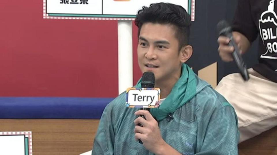 Terry曾遇過瘋狂粉絲。（圖／中天提供）