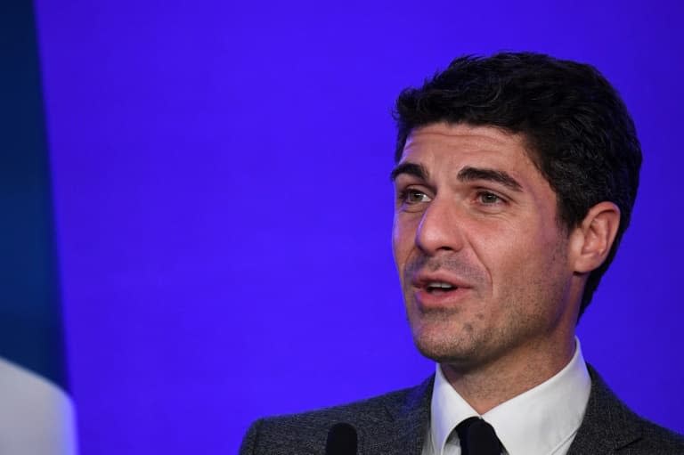 Aurélien Pradié, candidat à la présidence des Républicains, fait une déclaration après les résultats du 1er tour de l'élection interne, le 4 décembre 2022 au siège du parti à Paris - Alain JOCARD © 2019 AFP