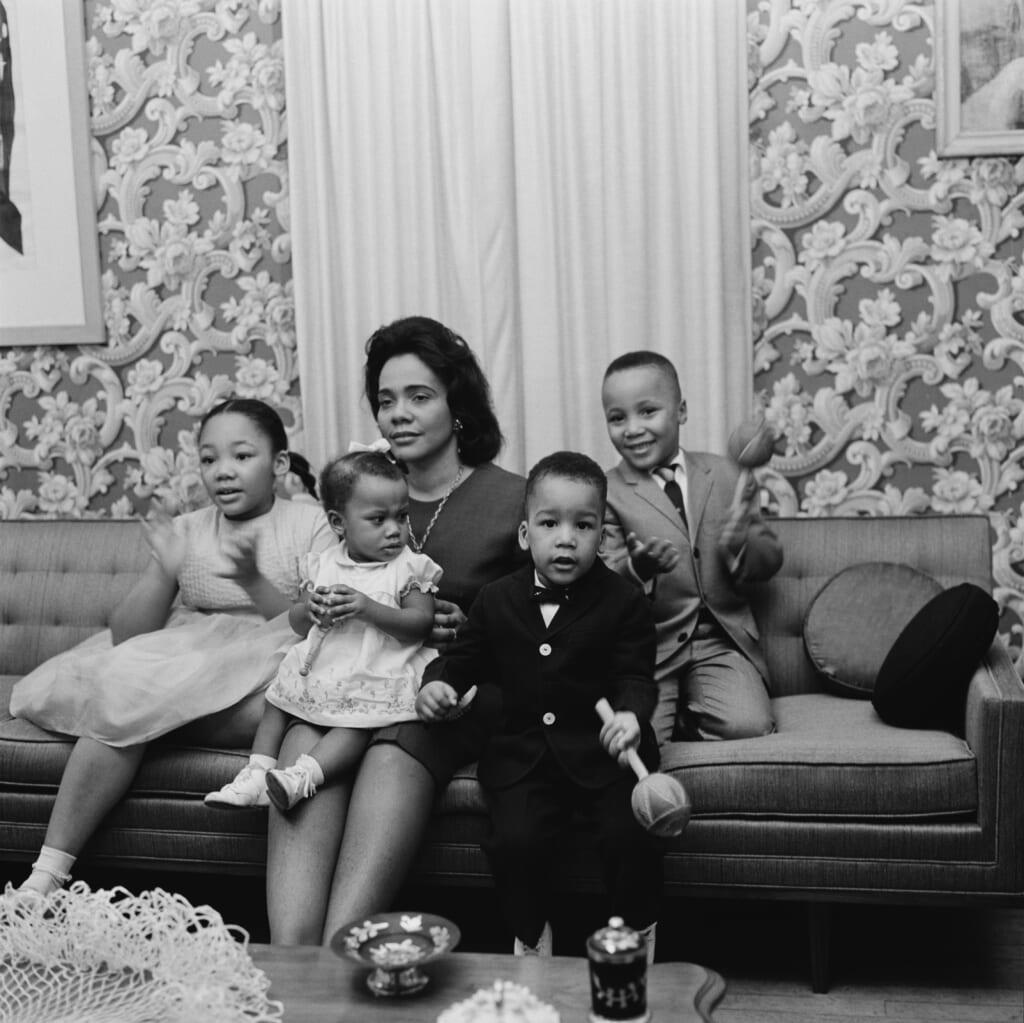 Yolanda (8), Martin Luther King III (6), Dexter (3) and Bernice (11 months), the children of civil rights activist Martin Luther King Jr. with their mother Coretta Scott King, February 1964. (Photo by Michael Ochs Archives/Getty Images)