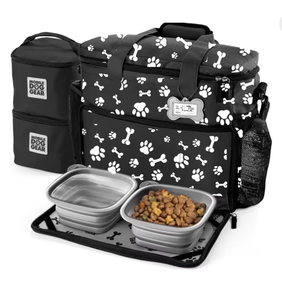 <p><a href="https://go.redirectingat.com?id=74968X1596630&url=https%3A%2F%2Fwww.chewy.com%2Fmobile-dog-gear-week-away-tote-pet%2Fdp%2F263508&sref=https%3A%2F%2Fwww.thepioneerwoman.com%2Fhome-lifestyle%2Fpets%2Fg60458169%2Fgifts-for-dog-mom%2F" rel="nofollow noopener" target="_blank" data-ylk="slk:Shop Now;elm:context_link;itc:0;sec:content-canvas" class="link rapid-noclick-resp">Shop Now</a></p><p>Mobile Dog Gear Travel Bag</p><p>chewy.com</p><p>$59.99</p><span class="copyright">Chewy</span>