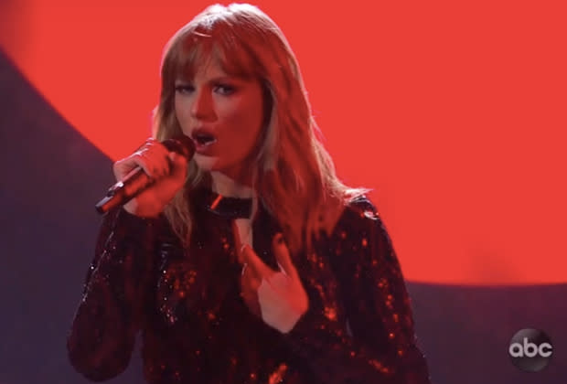 Taylor Swift Opens the American Music Awards with Explosive 'I Did  Something Bad' Performance