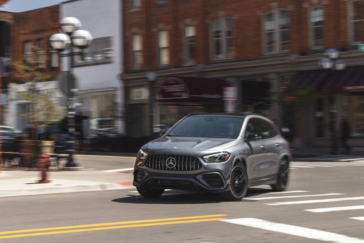 2024 mercedes amg gla35