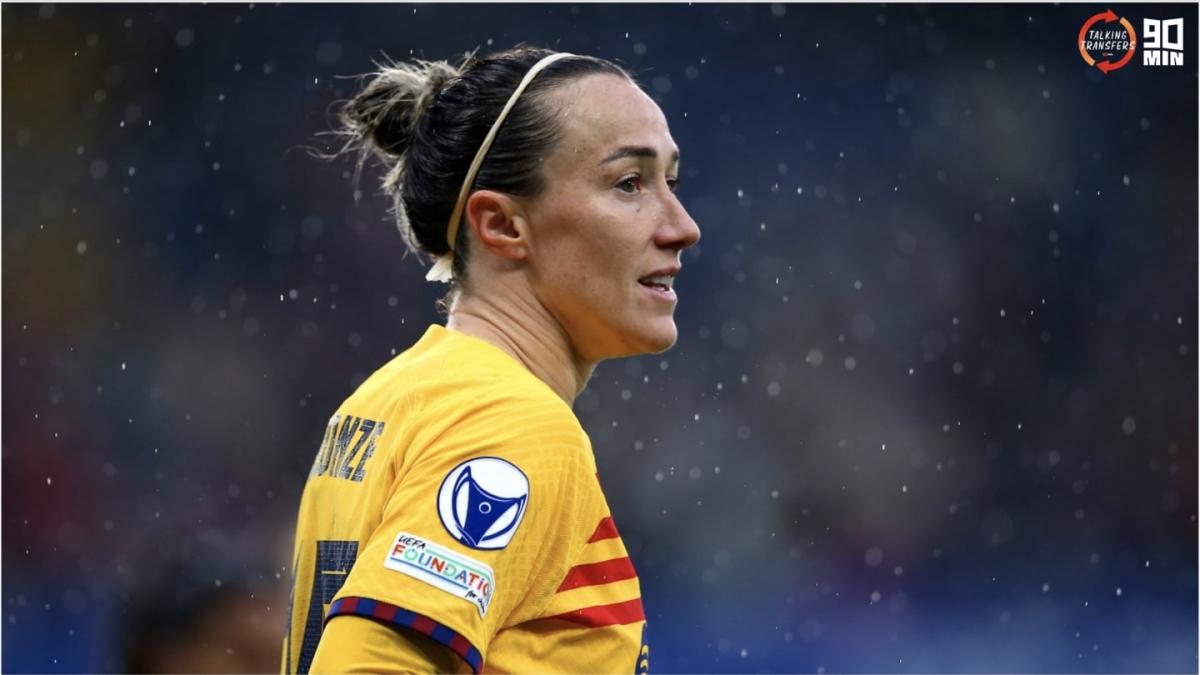 Chelsea to secure Lucy Bronze on a two-year deal