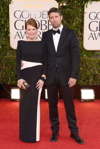 Golden Globes 2013: Julianne Moore wore a custom-made Tom Ford monochrome gown © Getty