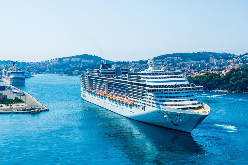 MSC Divina