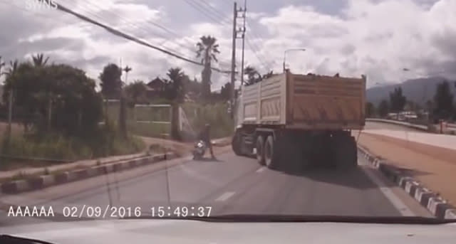 Moped rider crashes into 20-tonne truck - and survives