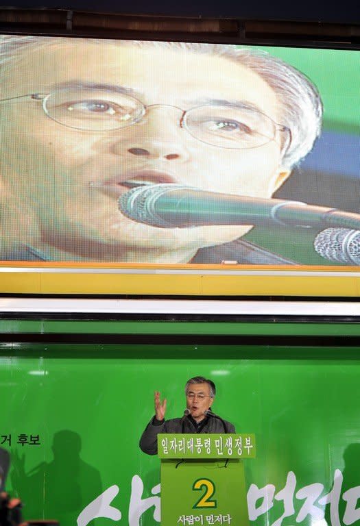 South Korean presidential candidate Moon Jae-In of the opposition Democratic United Party speaks at an election campaign rally in Seoul on December 15, 2012. South Korea's journey from war-torn poverty to Asia's fourth-largest economy has done little to break the male stranglehold on political and commercial power in what in many ways remains a very conservative nation