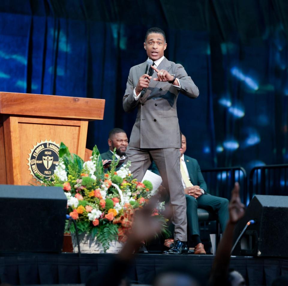 T.J. Holmes introduces Kimberly Godwin, president of ABC News as FAMU holds its Homecoming Convocation in the Lawson Center on Friday Oct 28, 2022.