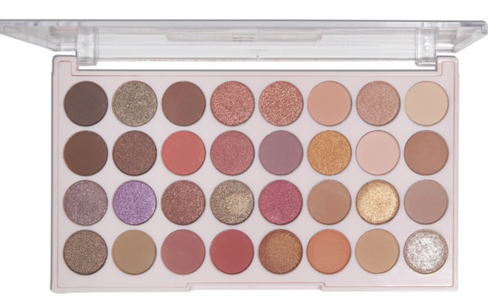 MCoBeauty Ultimate 32 Shades Eyeshadow Palette