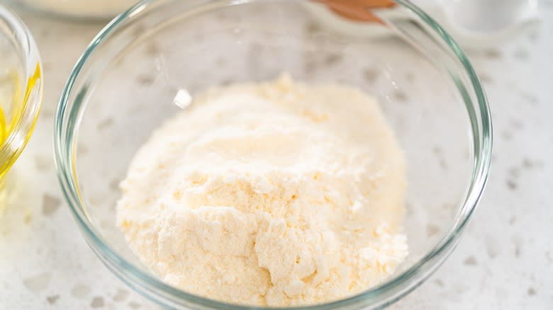 Mixing bowl with cake mix