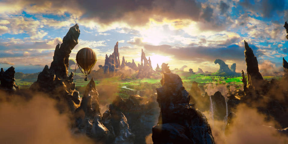 Walt Disney Pictures' "Oz The Great of Powerful" - 2013