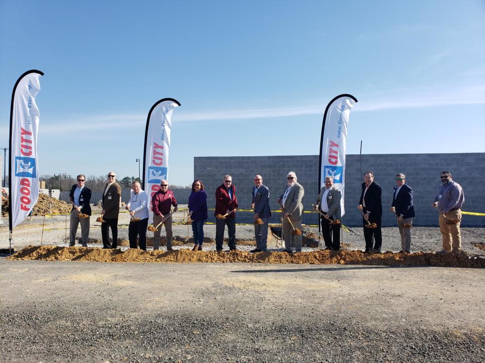 Company officials broke ground on the new Food City, located at 1388 Tesla Blvd. in Alcoa, TN.  The 54,000+ square foot supermarket, which will serve as a replacement for the existing location is expected to open early Fall. March 4, 2022