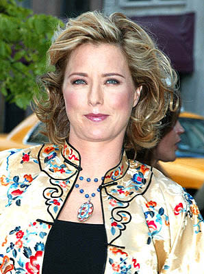 Tea Leoni at the New York premiere of Dreamworks' Hollywood Ending