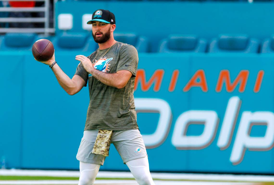 Miami Dolphins quarterback Skylar Thompson sets up to pass during pregame warmups before the start of an NFL football game against the Cleveland Browns at Hard Rock Stadium on Sunday, November 13, 2022 in Miami Gardens, Florida.