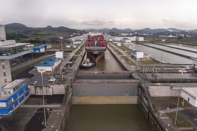 Canal de Panamá ECONOMIA SACYR