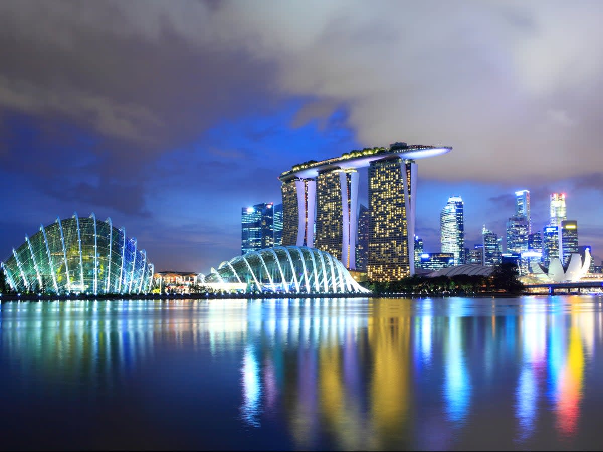 The ultra-modern Singapore skyline (Getty Images/iStockphoto)