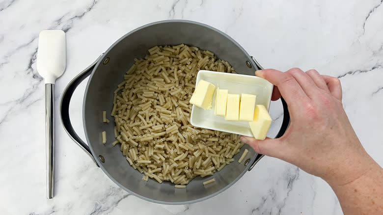 butter added to macaroni noodles