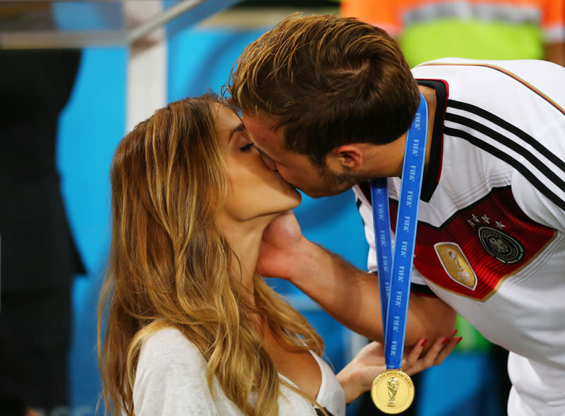 Los 10 besos de leyenda de la historia del Mundial