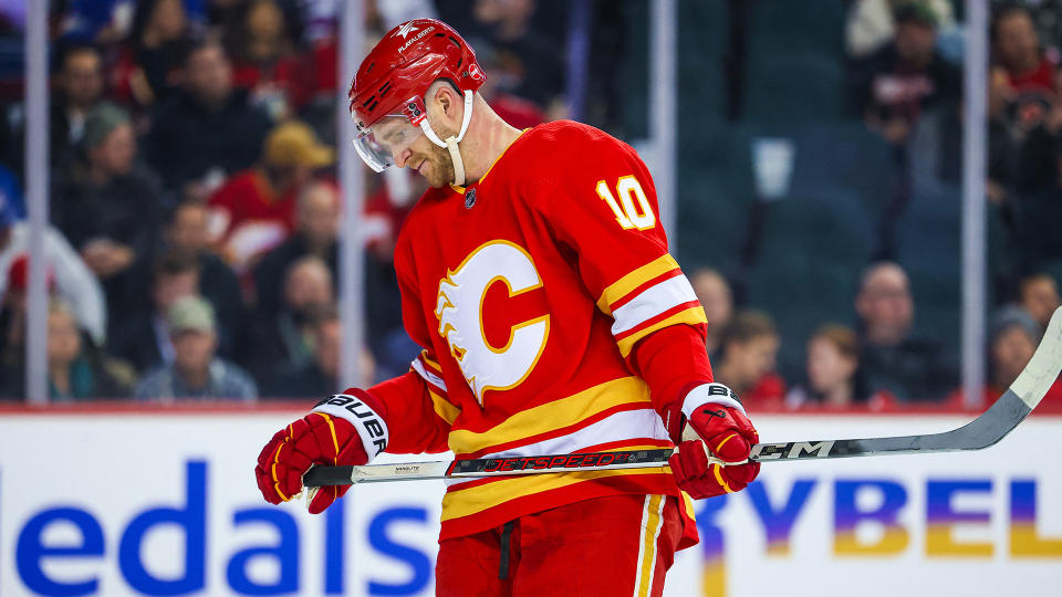 Jonathan Huberdeau didn't see the ice for the Flames in the third period Tuesday. (Sergei Belski-USA TODAY Sports)