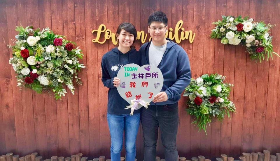 羅惠玲曾在意兒子結婚時，她無法坐主桌，Jeffrey成婚由羅惠玲公告周知，可見心結已解。（翻攝自羅惠玲臉書）