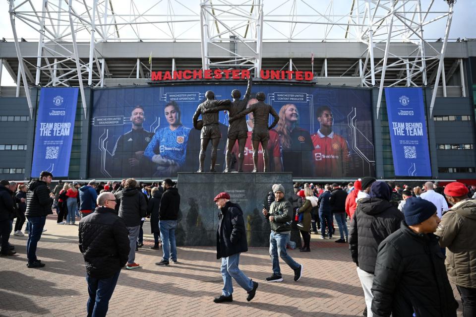 Manchester United considering naming rights sale for Old Trafford