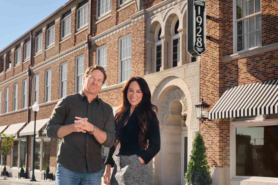 Joanna Gaines Doesn't Believe 'Balance Is Achievable' — But She and ...