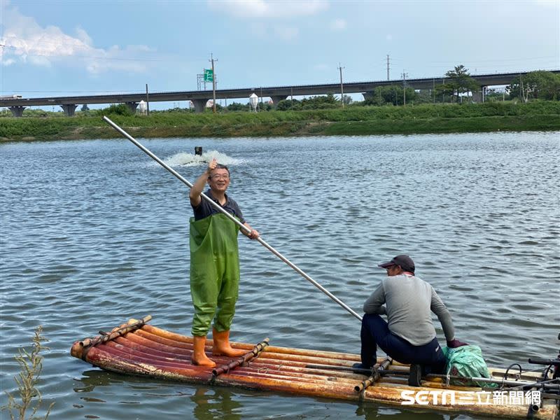 全聯與在地業者契作虱目魚生態養殖，支持在地物產，圖為副董事長謝健南。（圖／記者馮珮汶攝）