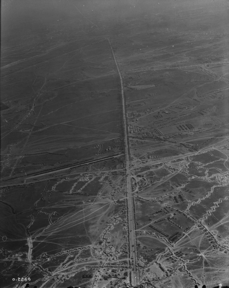 <p>Another aerial view shows more trenches and a long section of Vimy Ridge in November 1917. Photo from Library and Archives Canada. </p>