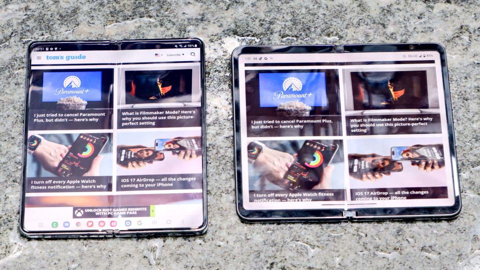 Écrans Samsung Galaxy Z Fold 4 Et Google Pixel Fold Montrant Le Site Web De Tom'S Guide