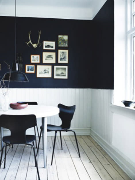 Black and White Breakfast Nook