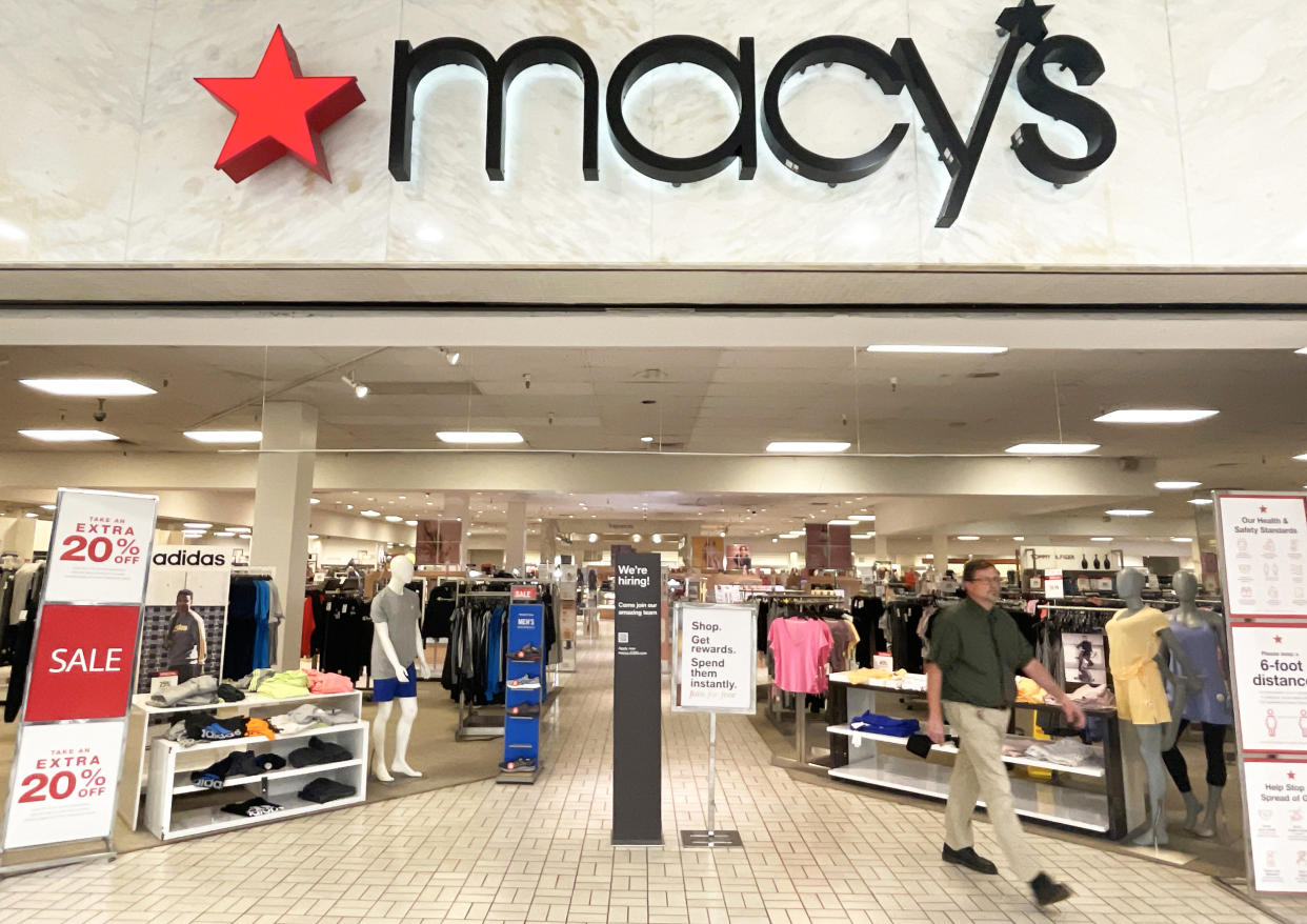 Image: A Macy’s store in Los Angeles on May 26, 2022. (Mario Tama / Getty Images)