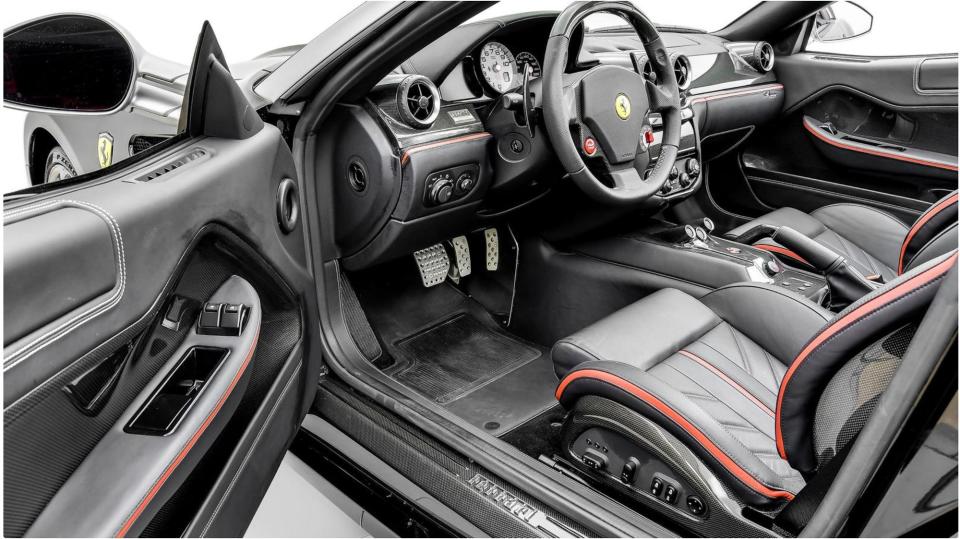 2011 Ferrari 599 SA Aperta 10