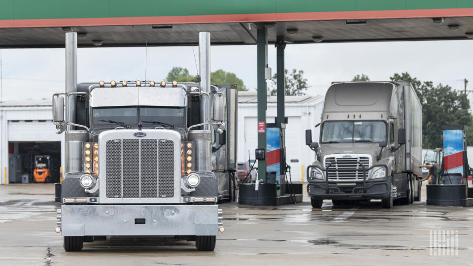 “From an economic perspective, we are not assuming a recession nor meaningful economic improvement in overall business activity,” FleetCor CFO Tom Panther said. (Photo: Jim Allen/FreightWaves)