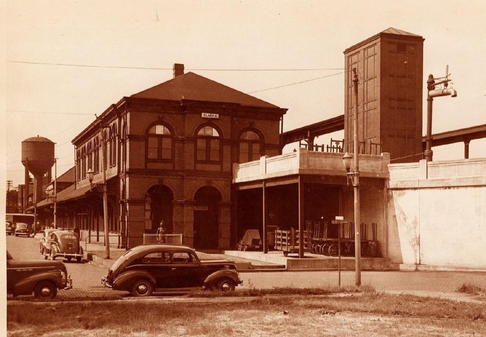 The Elmira Erie depot, shown sometime after the elevation of the tracks through the city in the mid-1930s.