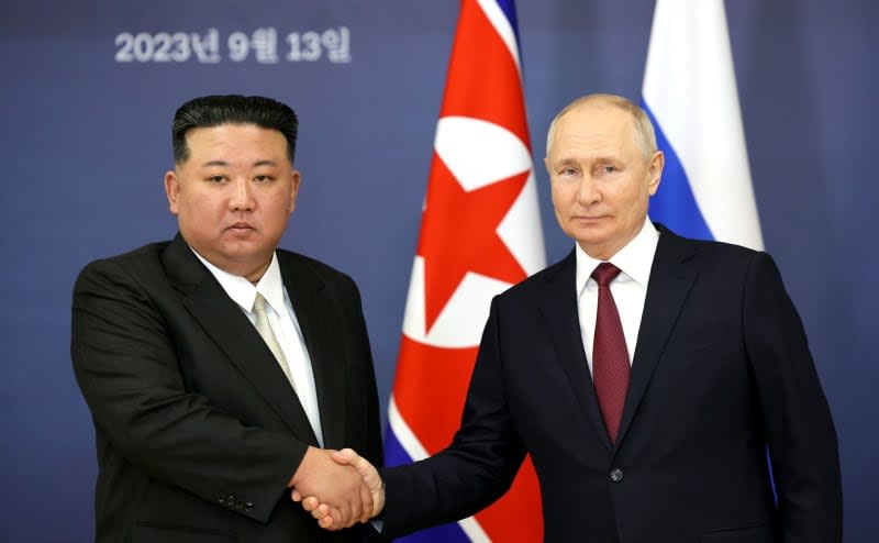 Russian President Vladimir Putin (R) meets with North Korea leader Kim Jong-un at the Vostochny Cosmodrome. -/Kremlin/dpa